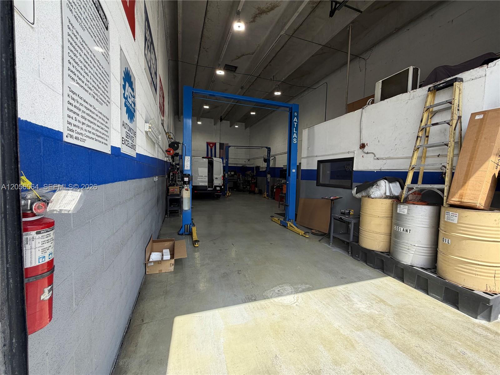 Mechanic Shop NW Mechanic Shop For Sale