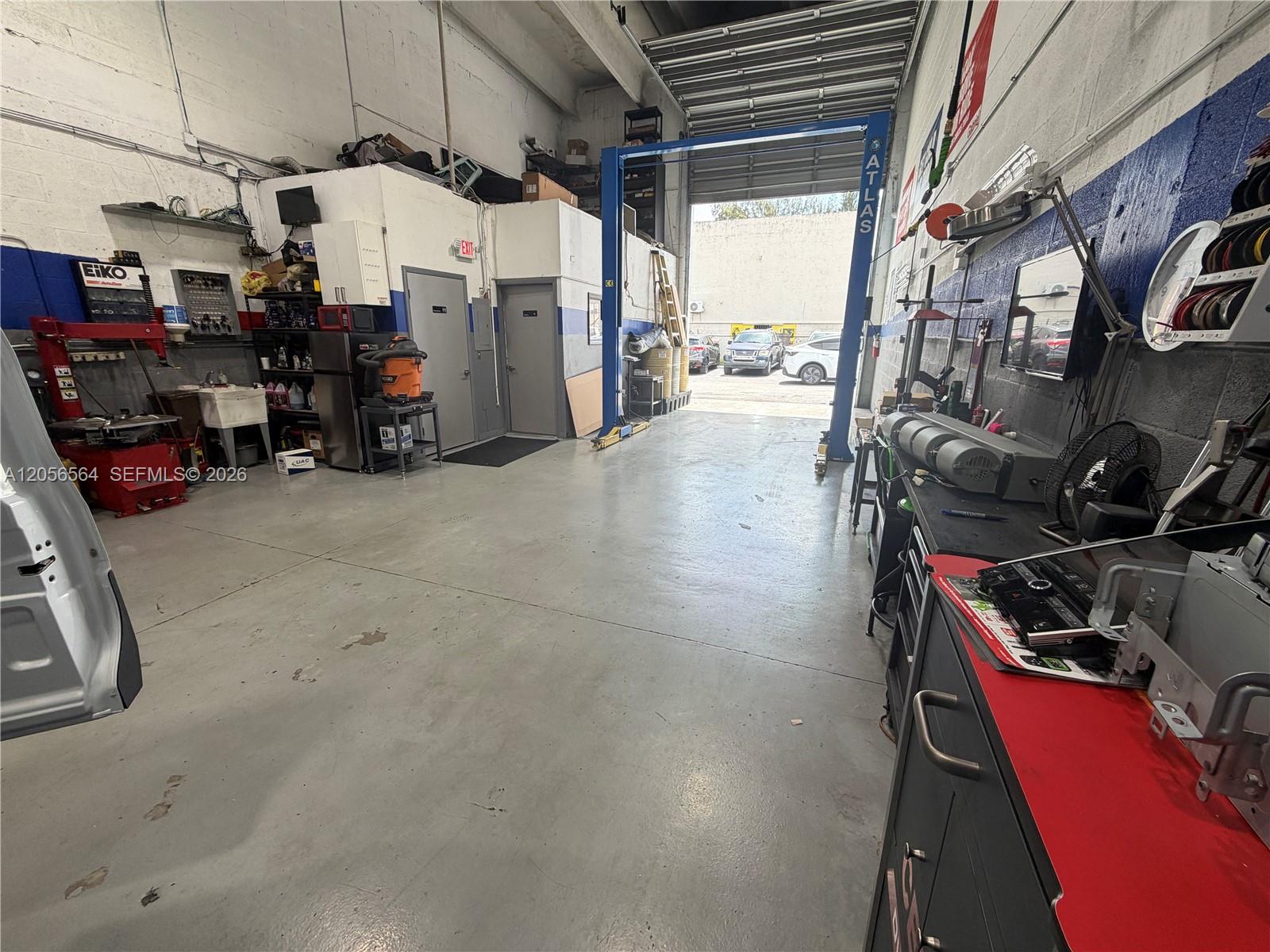 Mechanic Shop NW Mechanic Shop For Sale