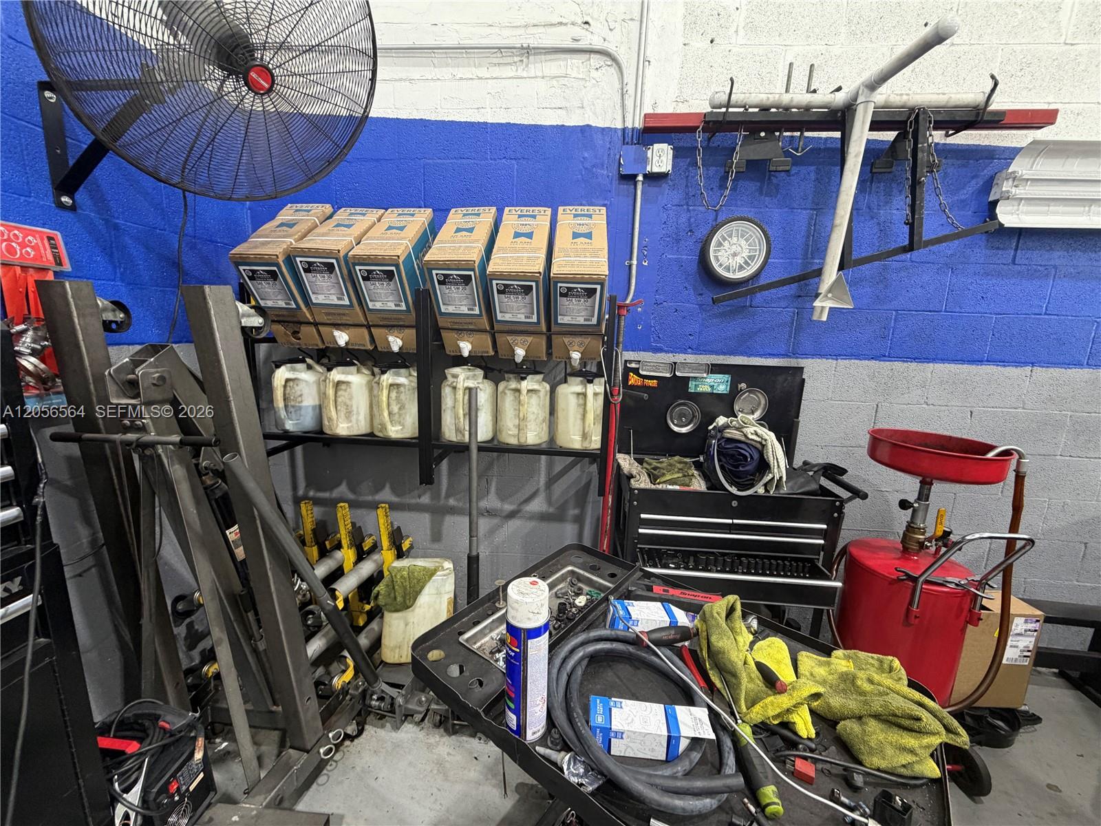 Mechanic Shop NW Mechanic Shop For Sale