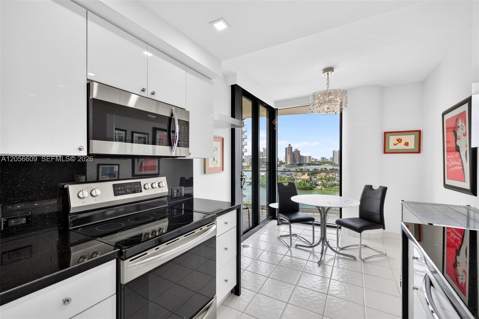 2800 Island Boulevard