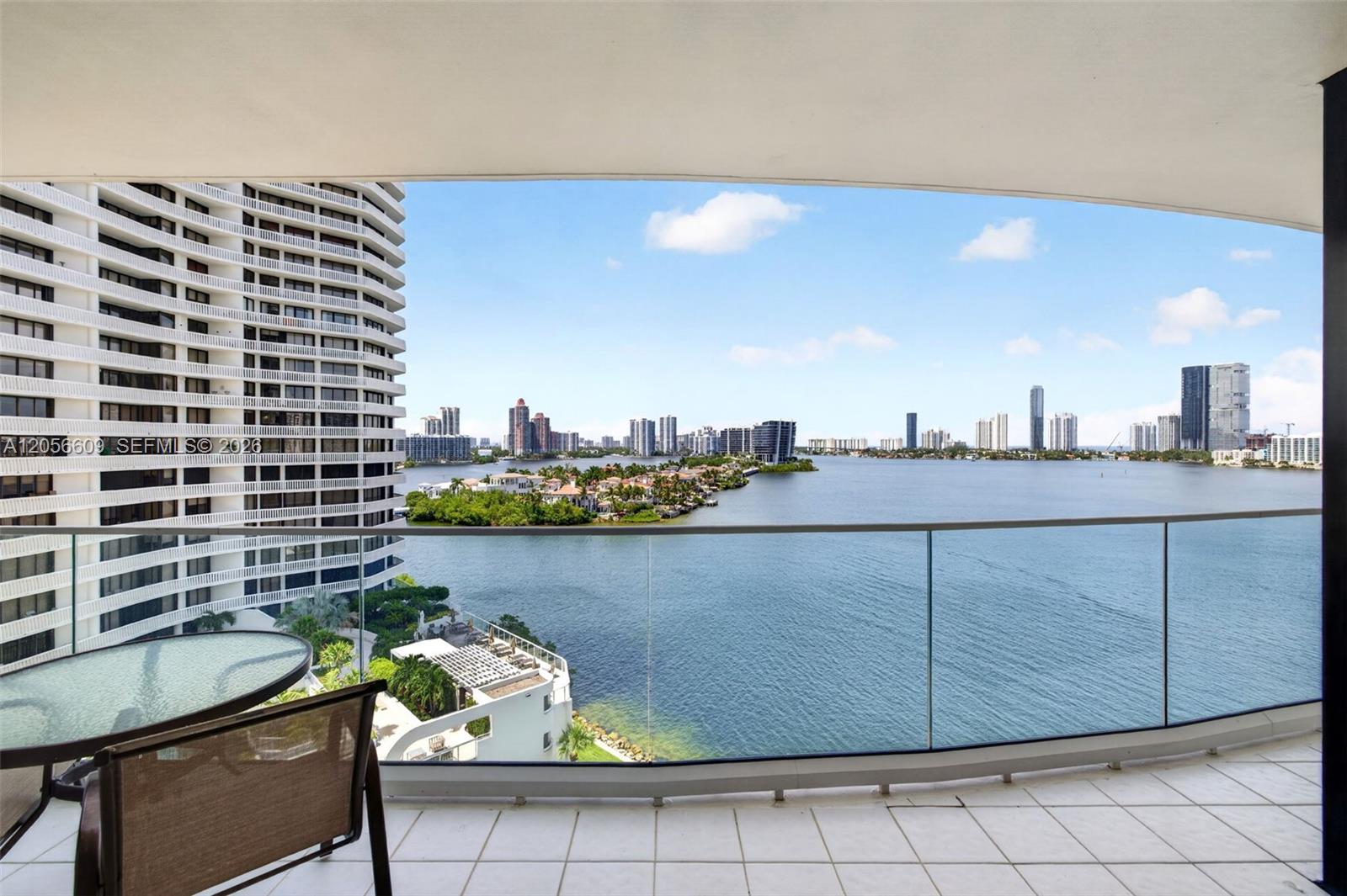 2800 Island Boulevard