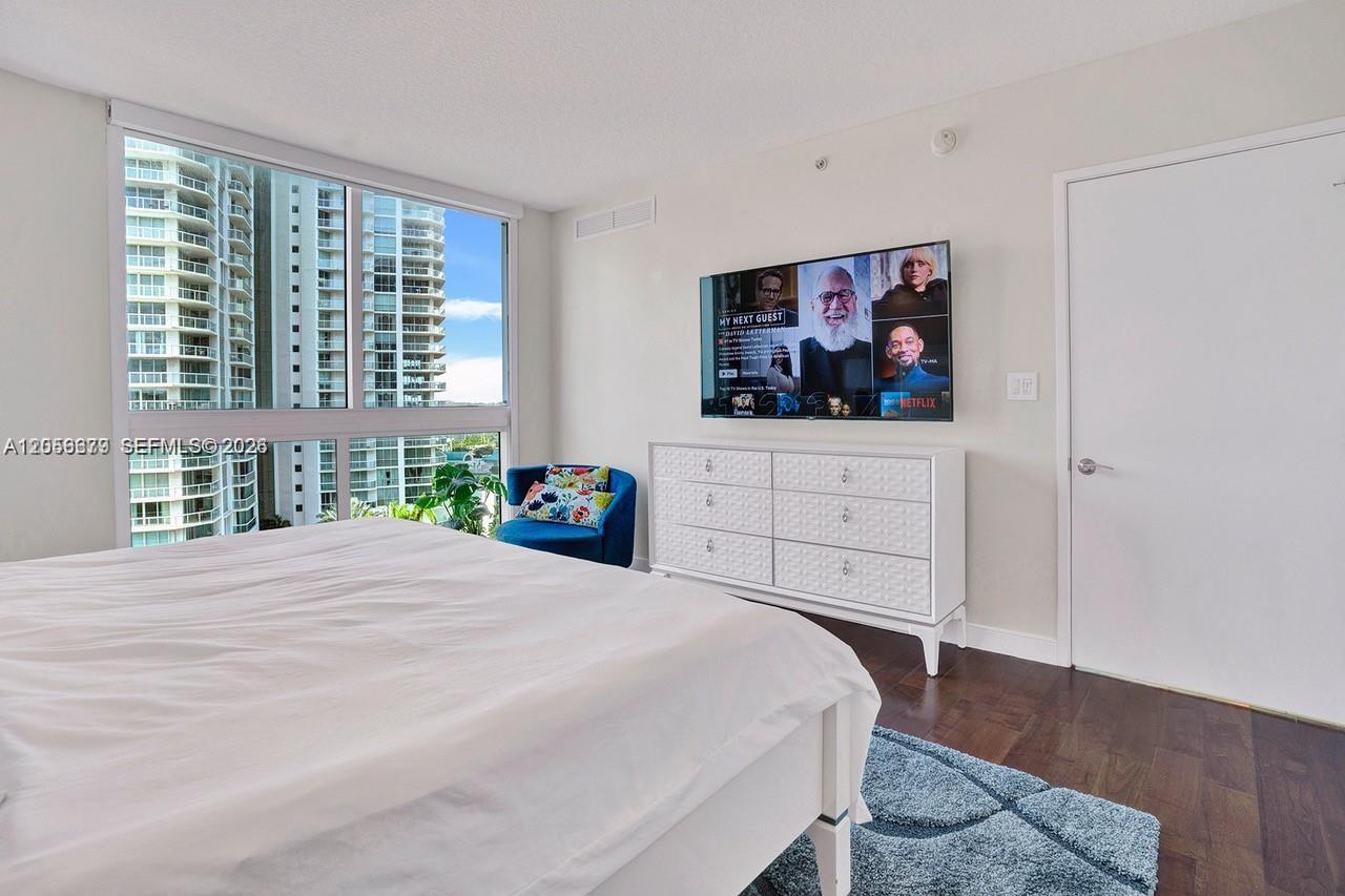 150 Sunny Isles Boulevard