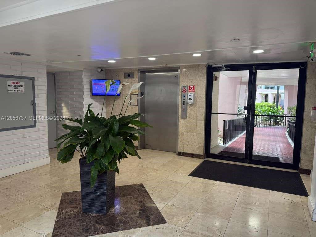 17011 N Bay Road