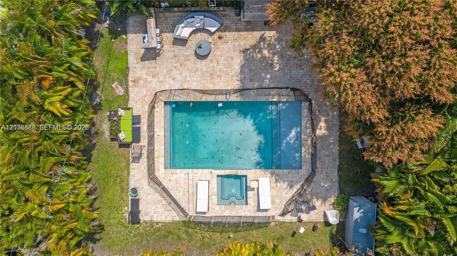 2427 SW 12th Street