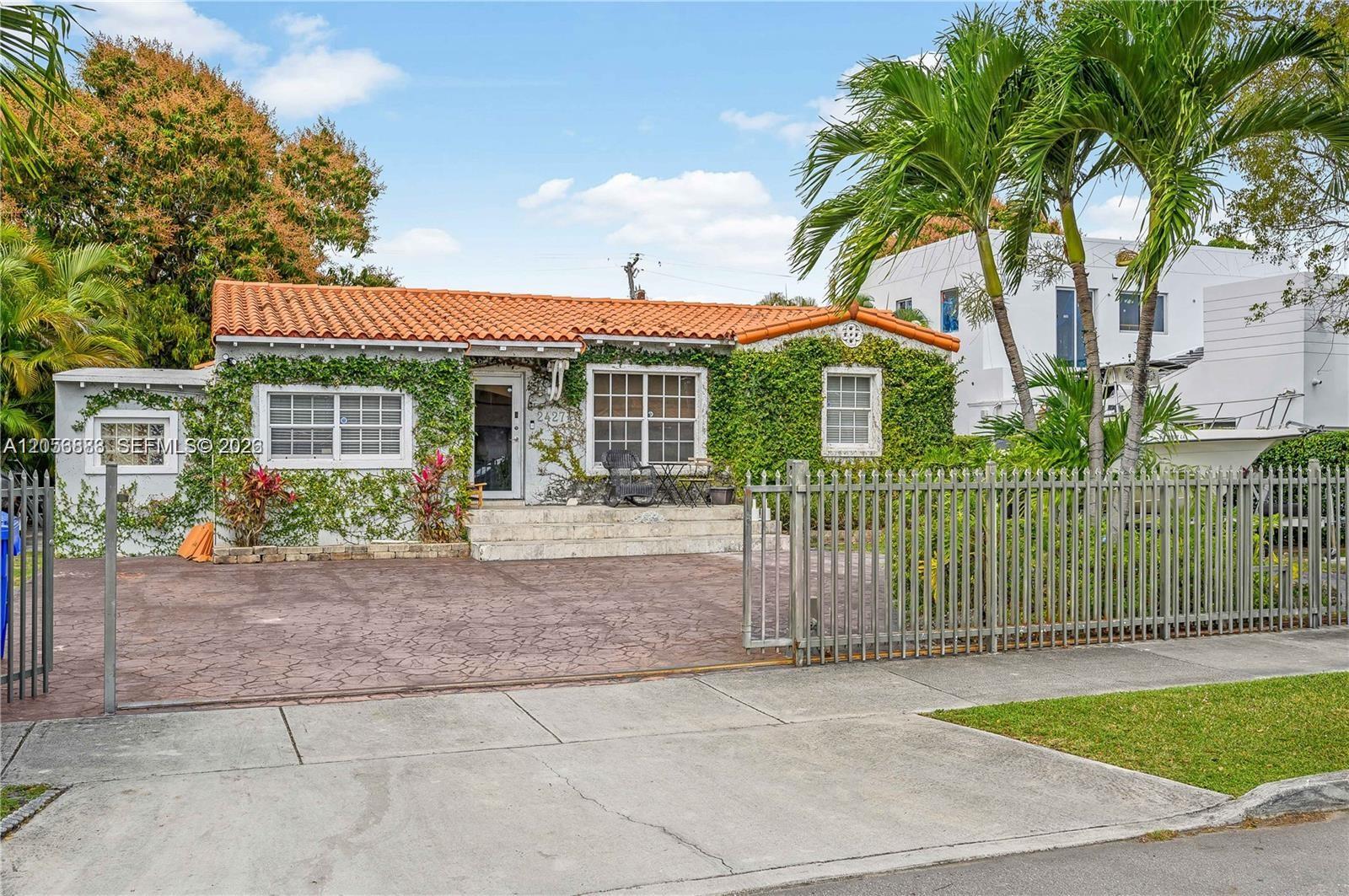 2427 SW 12th Street