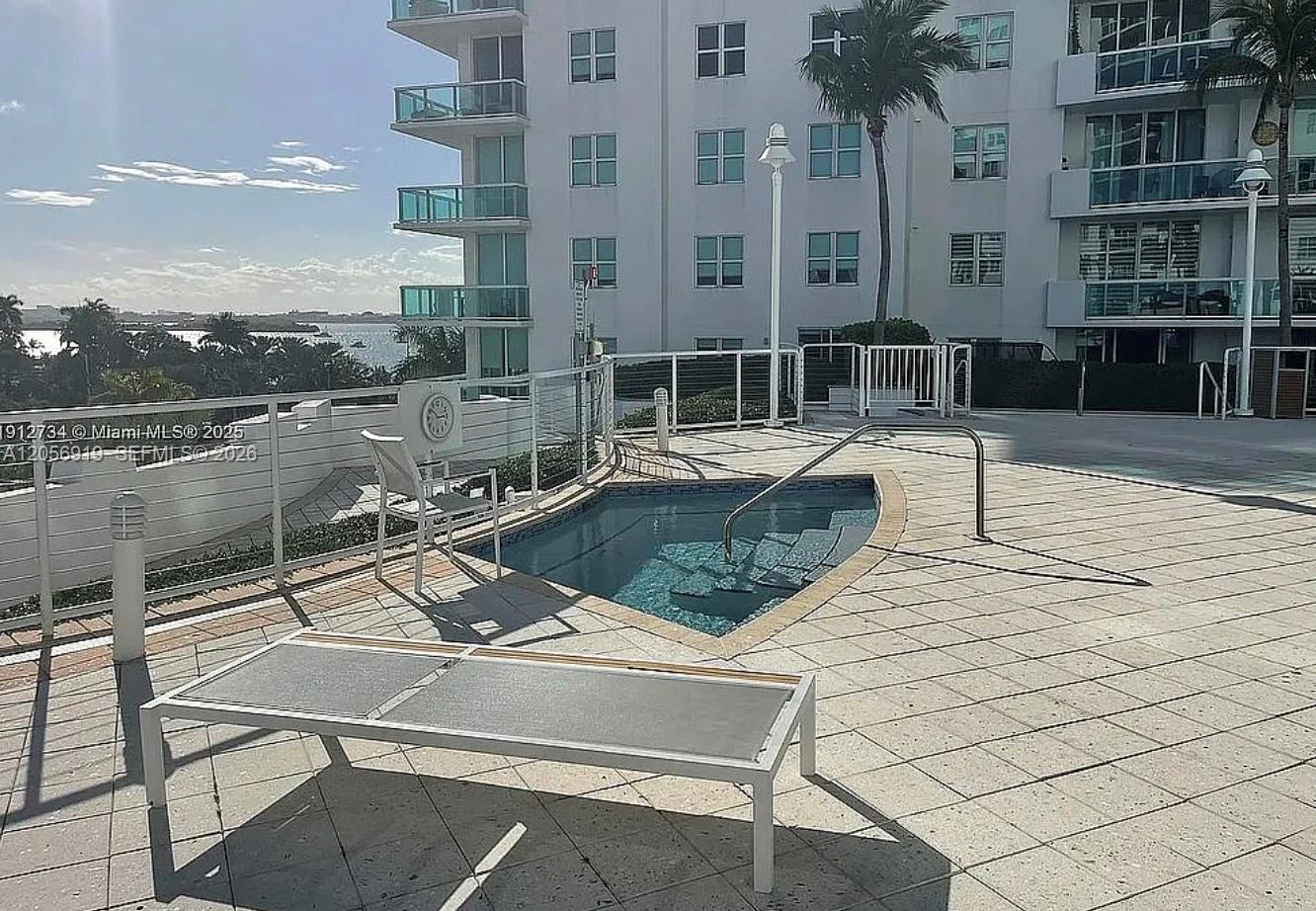 7900 Harbor Island Drive