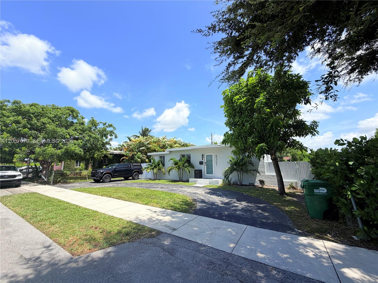 8321 SW 46th Street