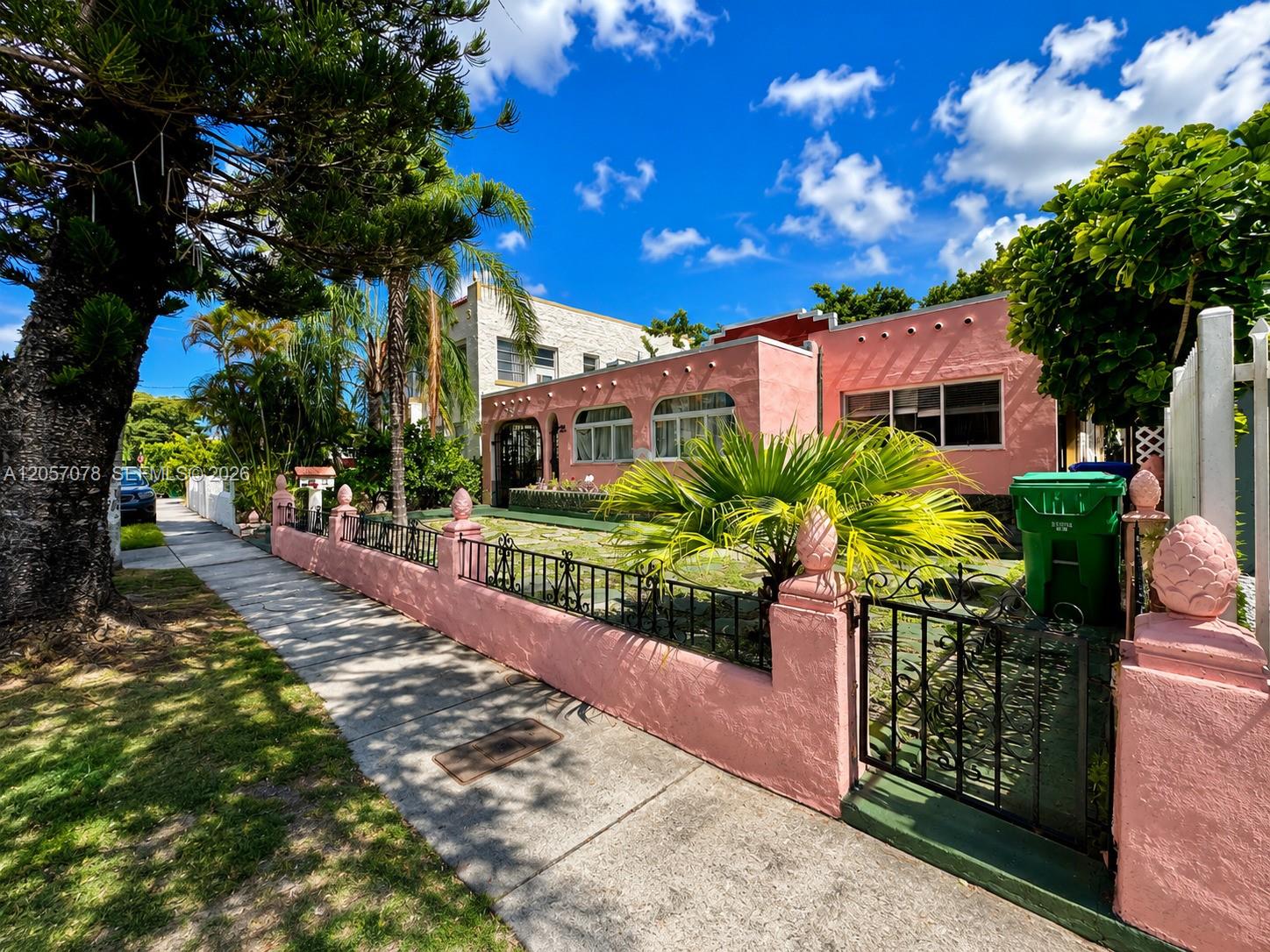 1720 SW 11th Terrace