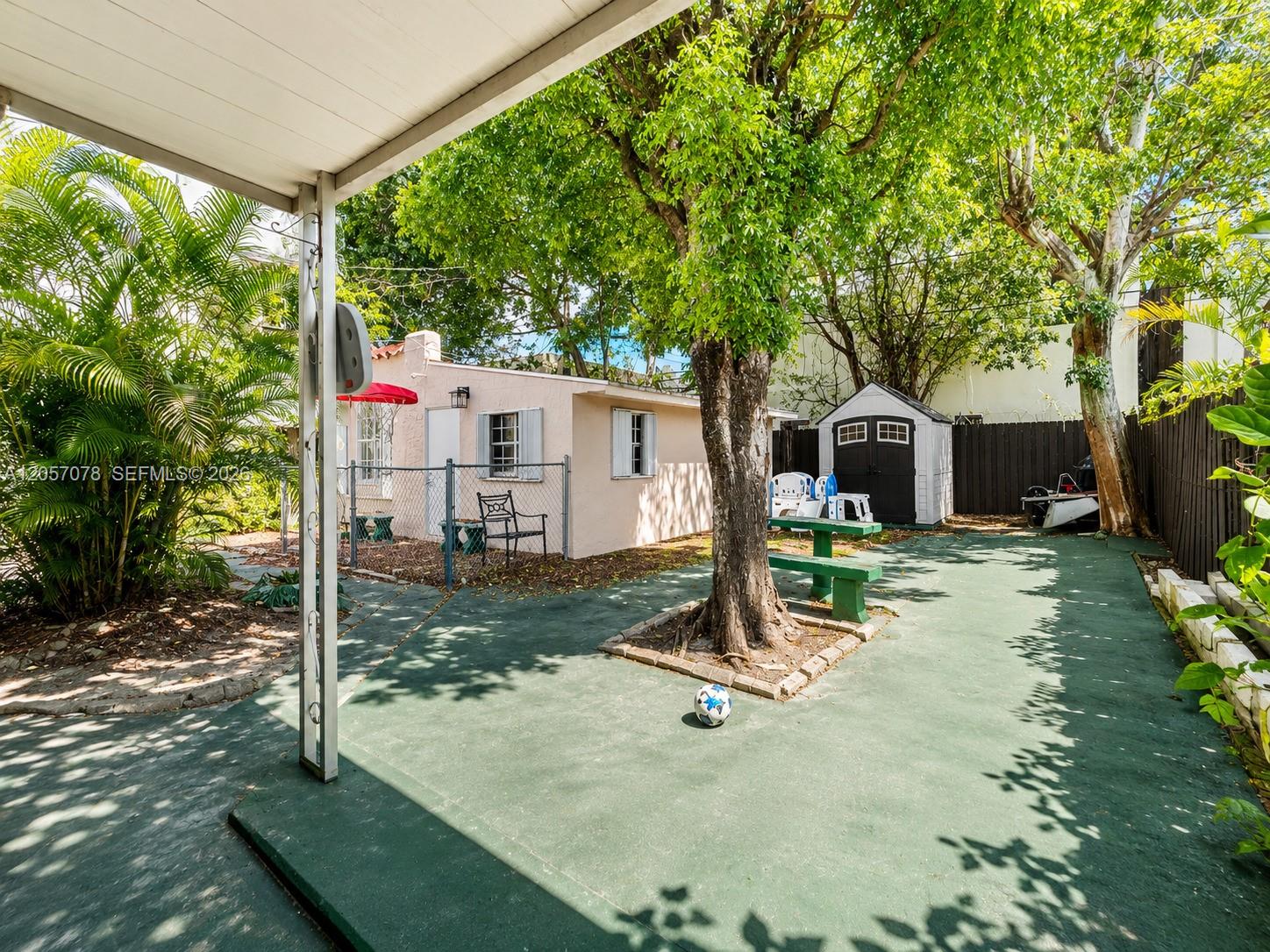 1720 SW 11th Terrace