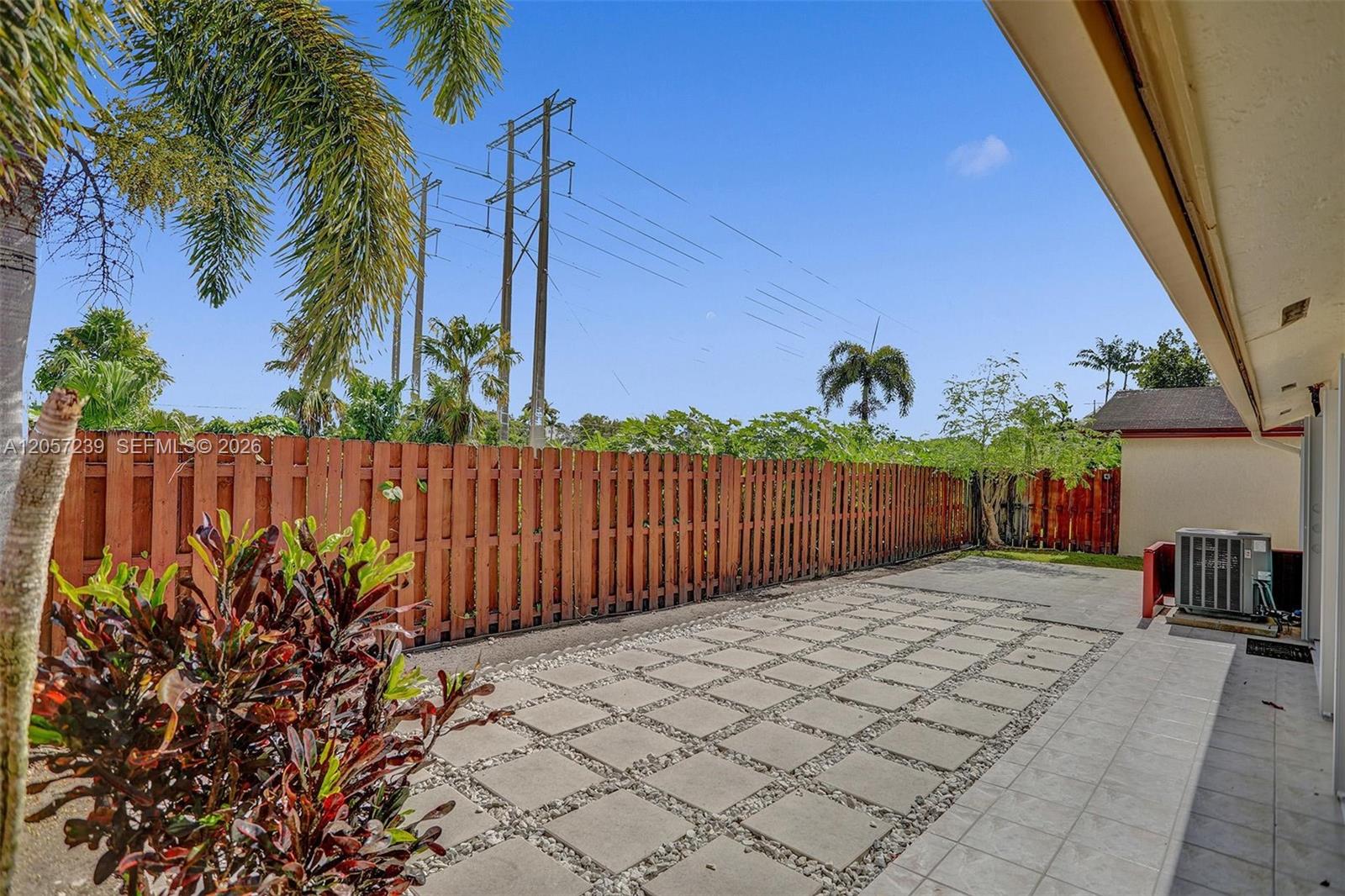11529 SW 133rd Terrace gallery image #37
