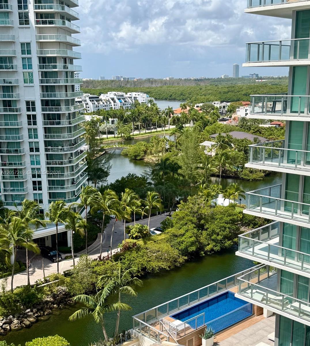 250 Sunny Isles Boulevard