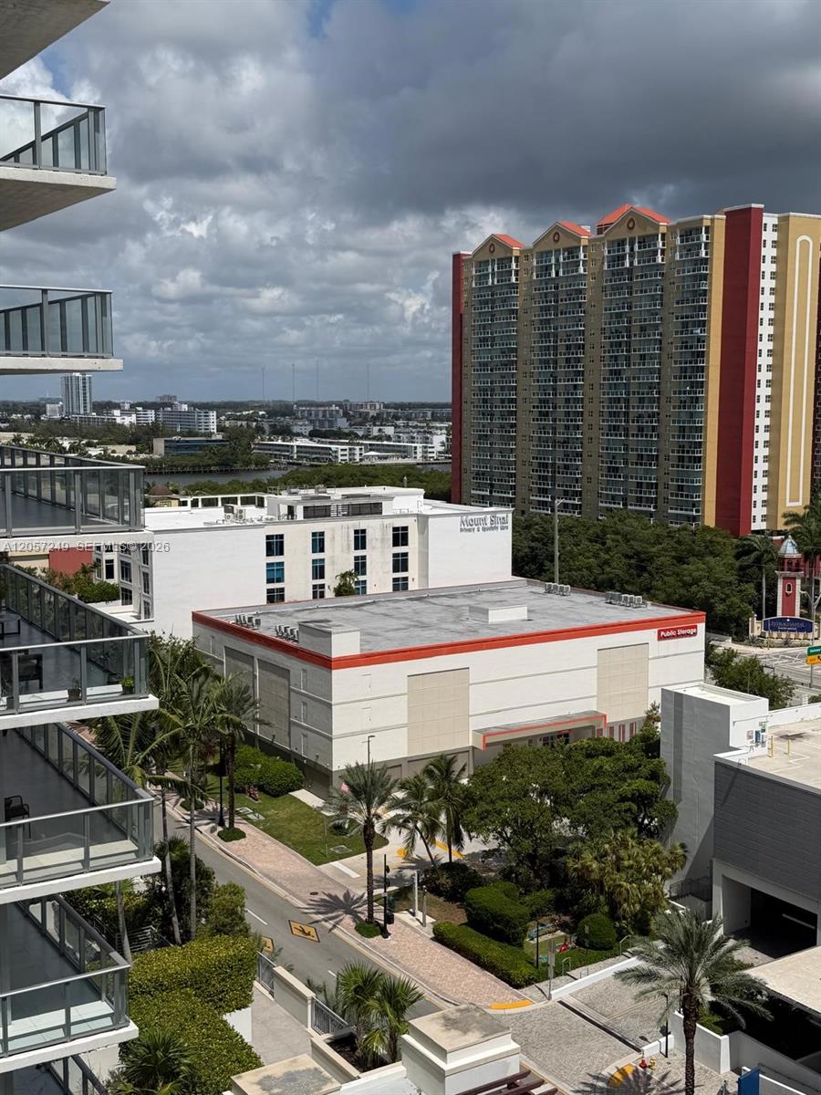 250 Sunny Isles Boulevard