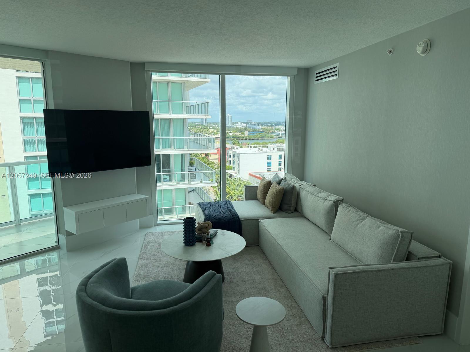 250 Sunny Isles Boulevard