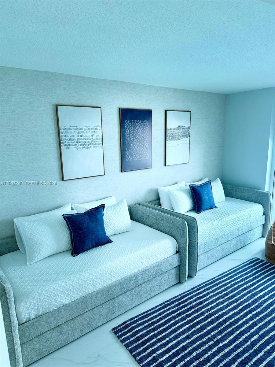 250 Sunny Isles Boulevard