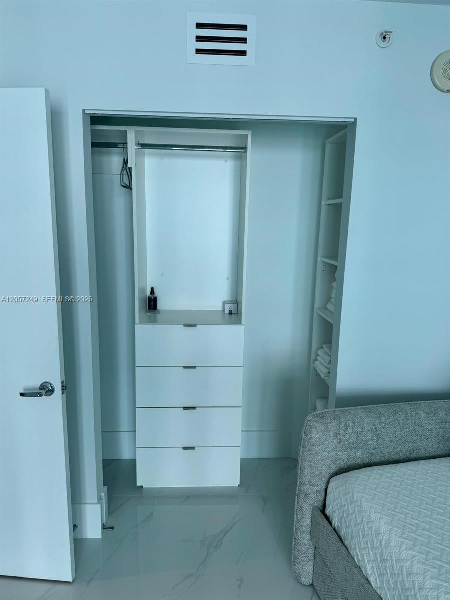 250 Sunny Isles Boulevard