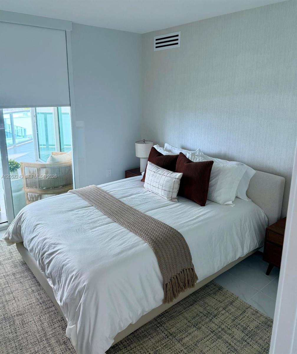 250 Sunny Isles Boulevard