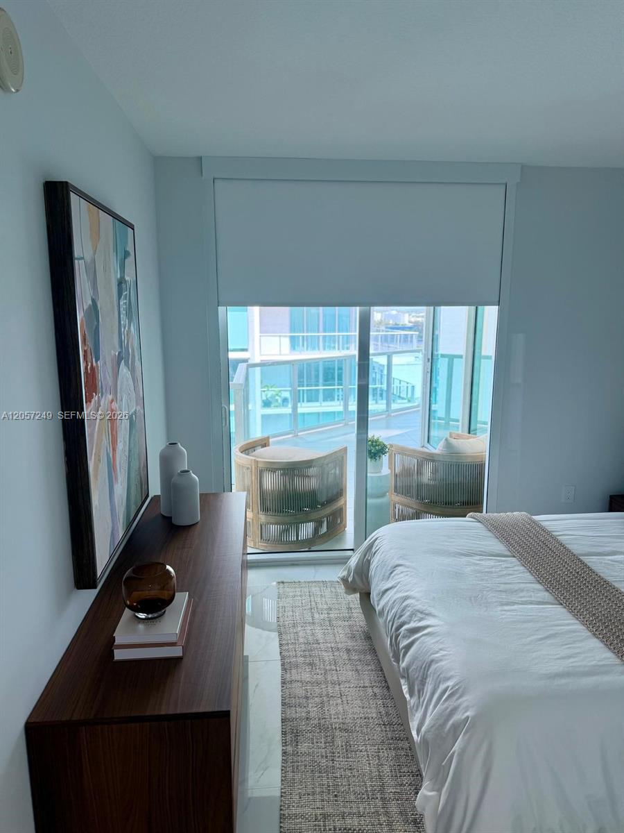 250 Sunny Isles Boulevard