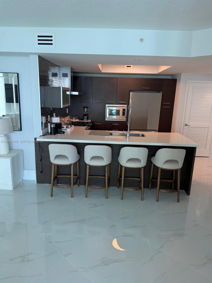 250 Sunny Isles Boulevard