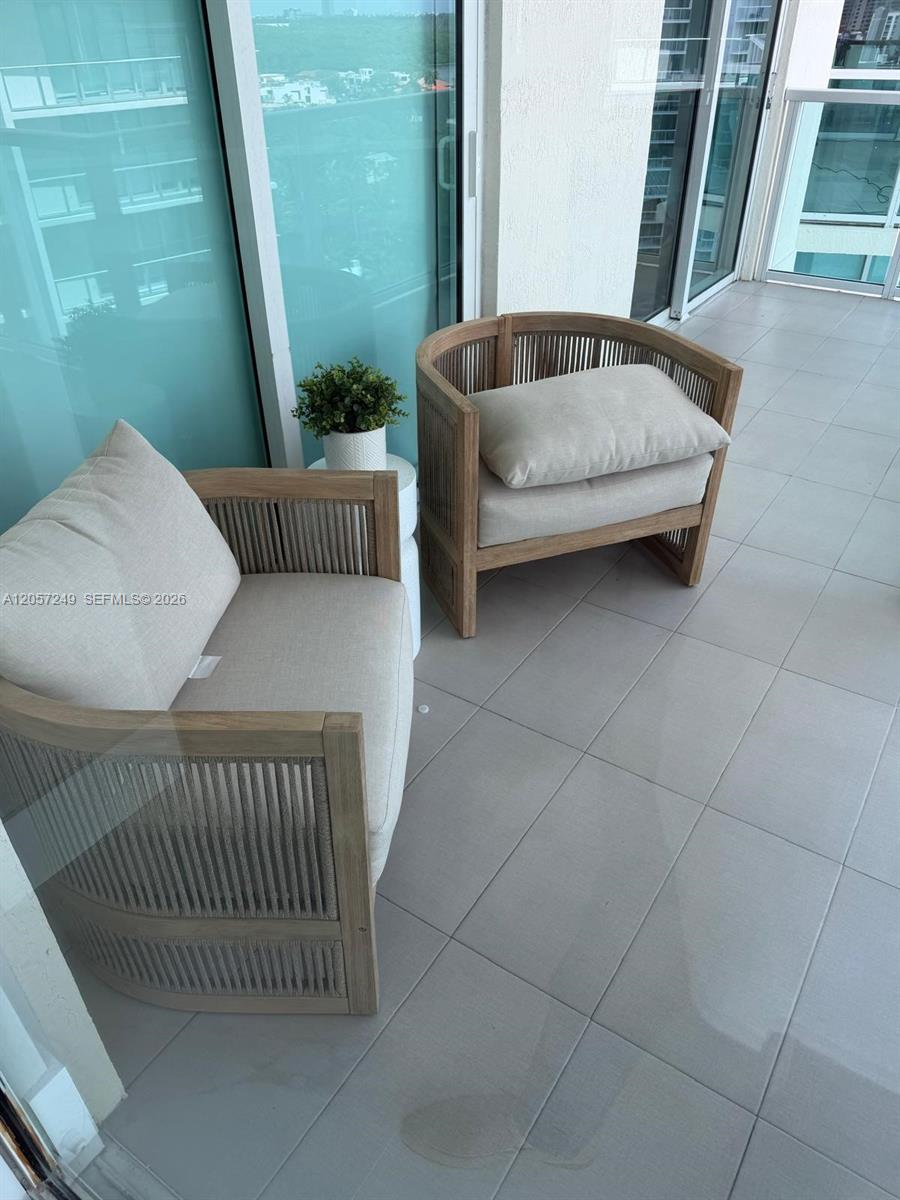 250 Sunny Isles Boulevard