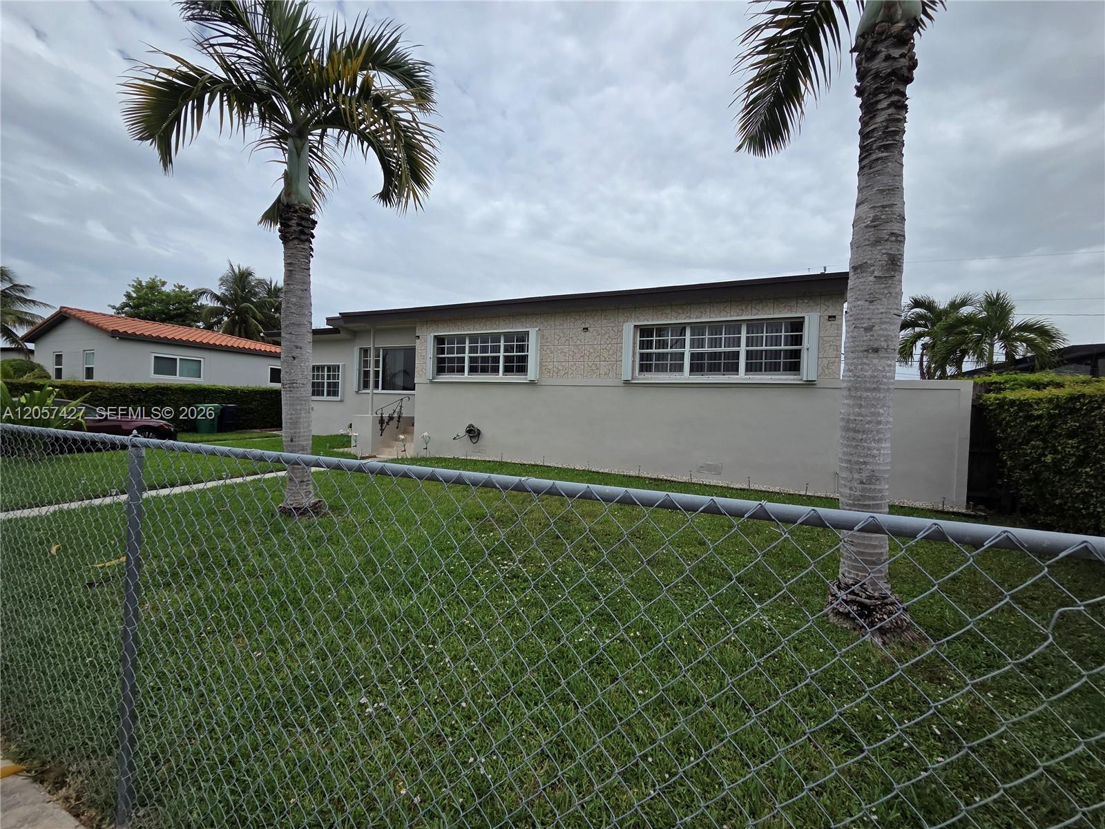 8441 SW 32nd Terrace
