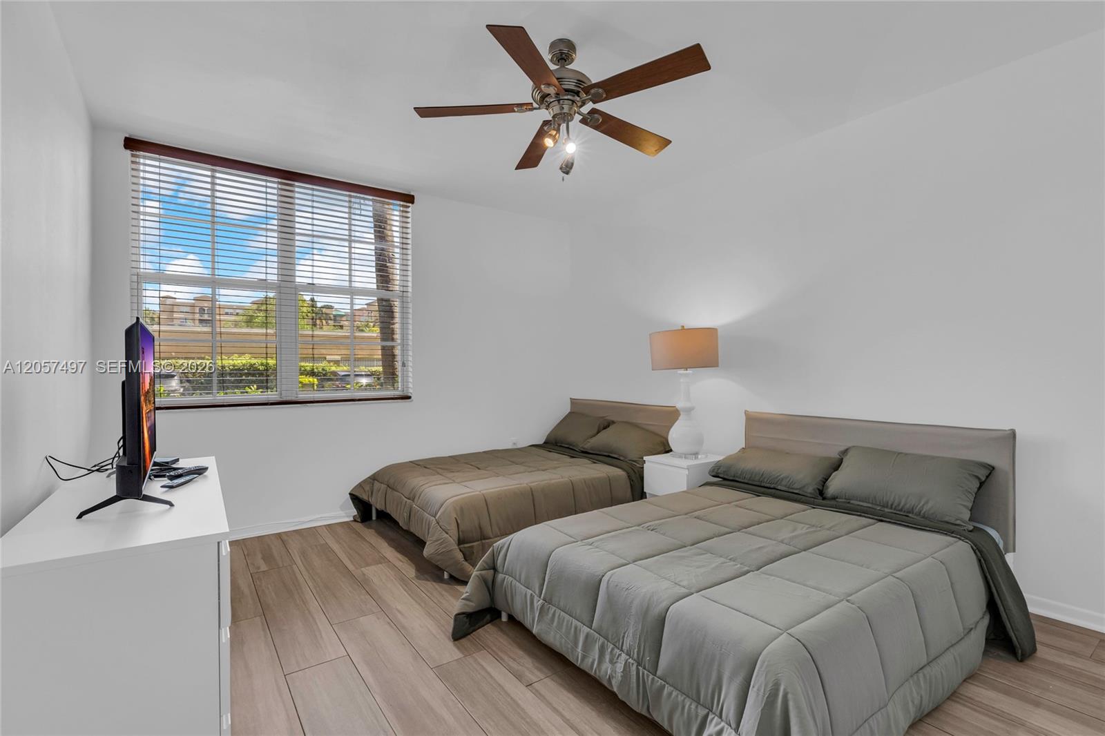 19501 E Country Club Drive