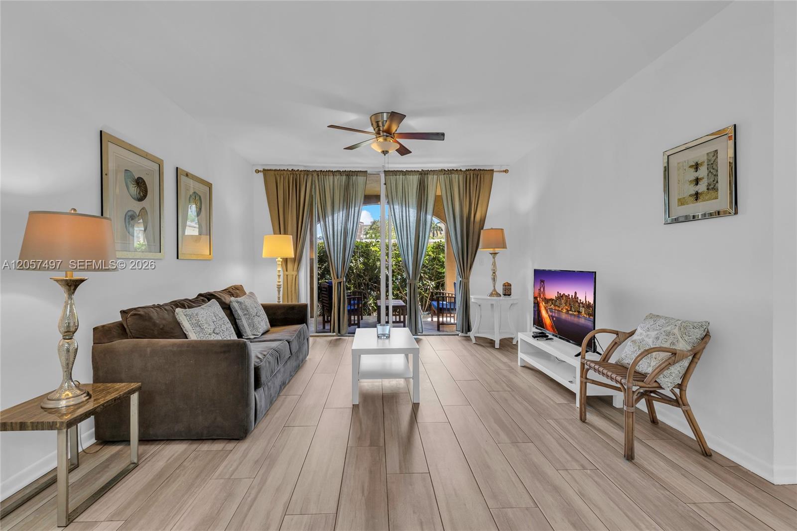 19501 E Country Club Drive