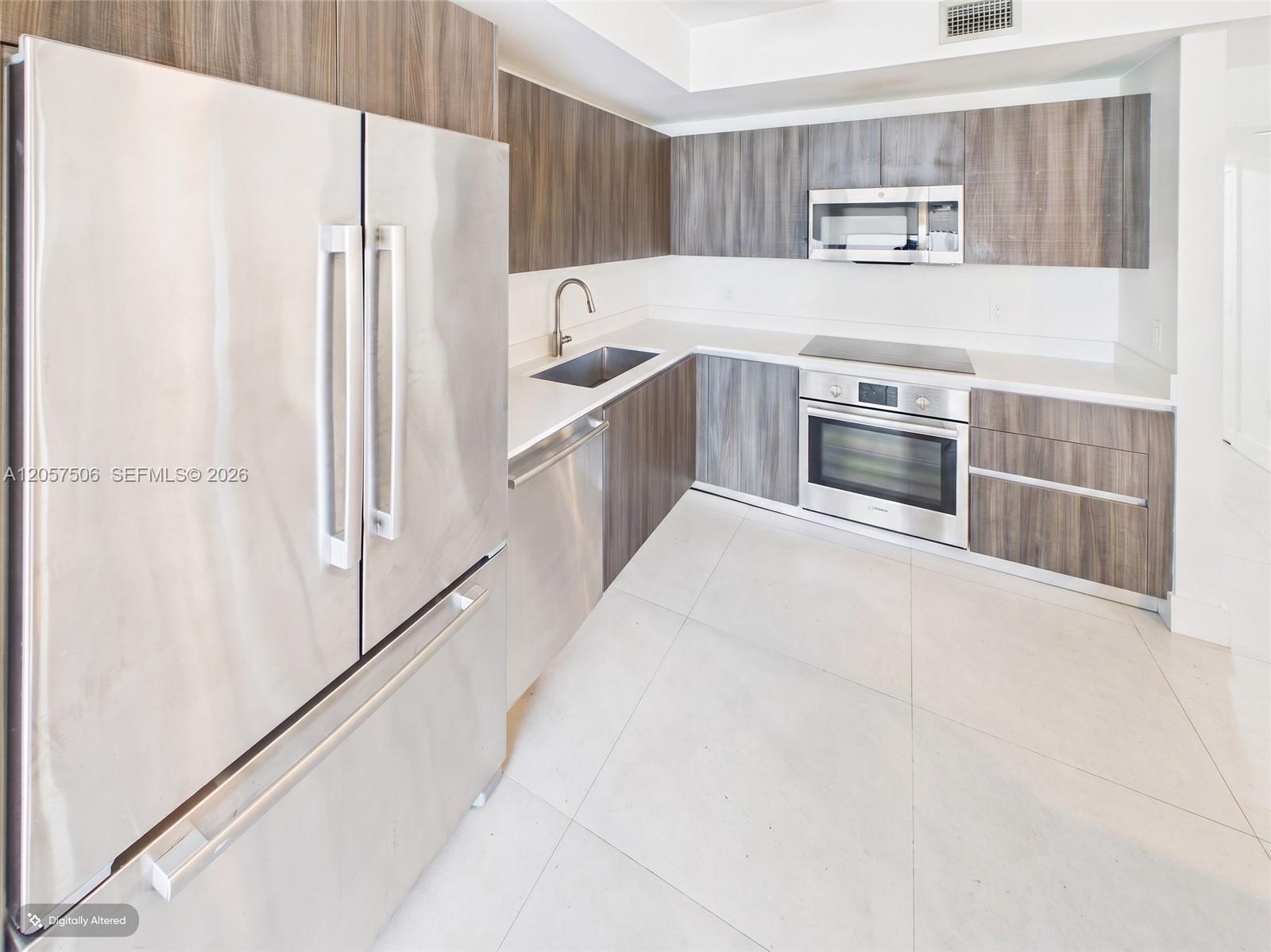 488 NE 18th Street