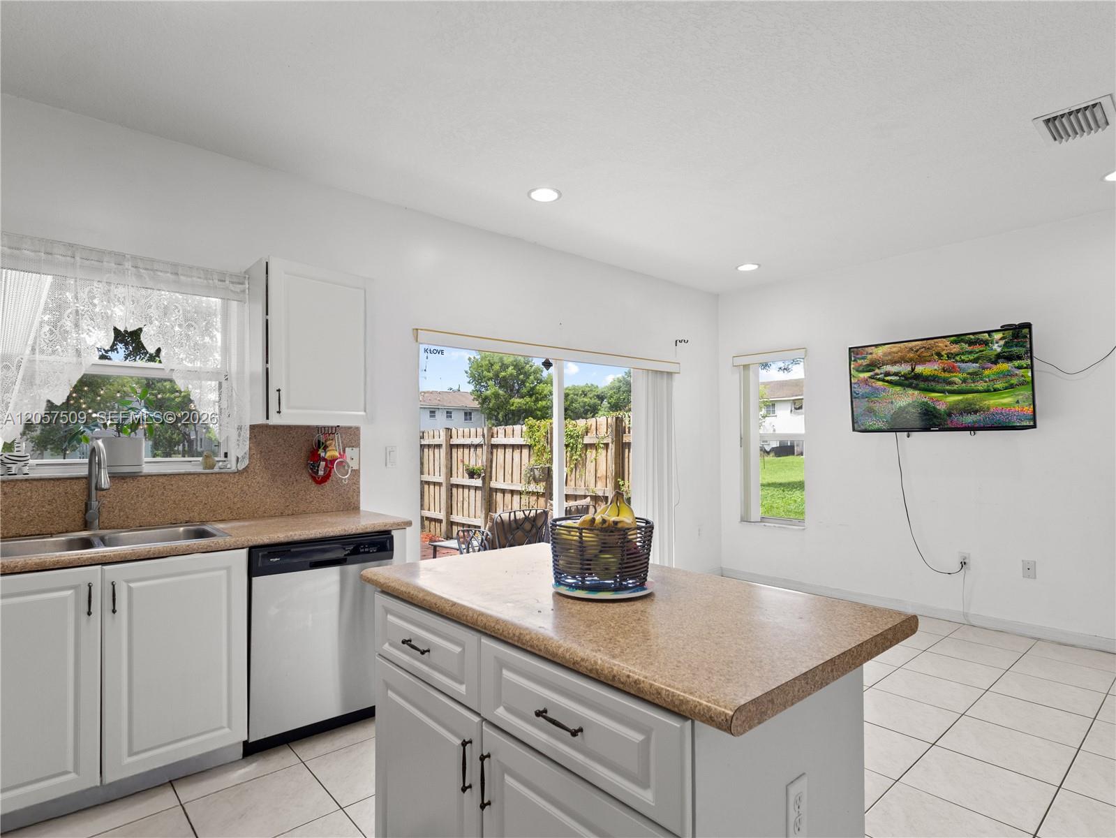 1651 SE 31st Court