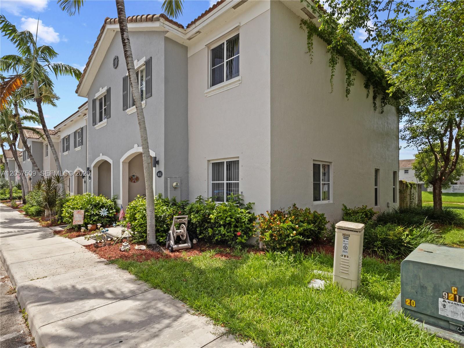 1651 SE 31st Court