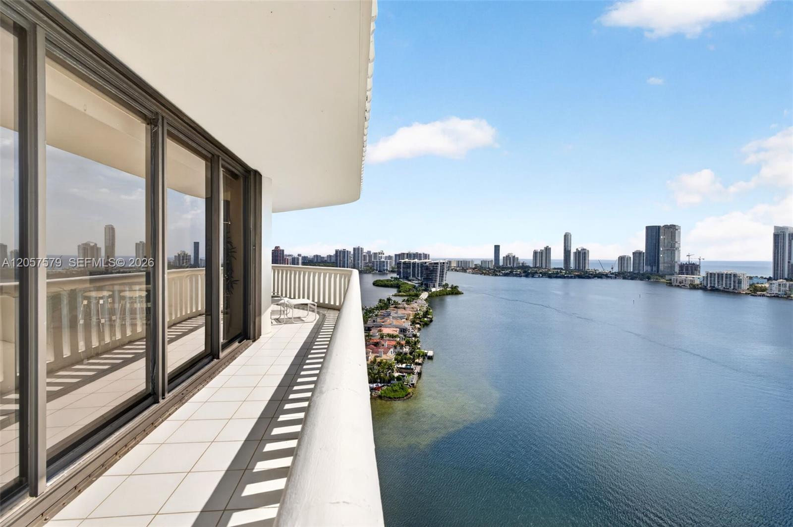 3000 Island Boulevard