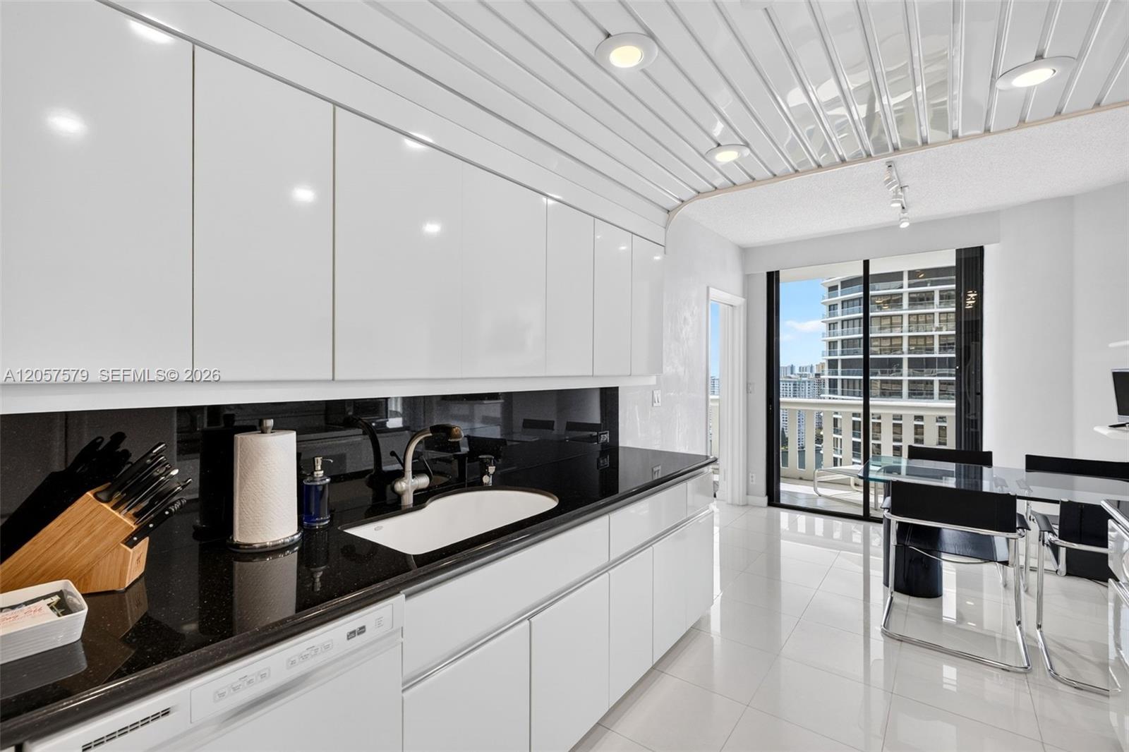 3000 Island Boulevard