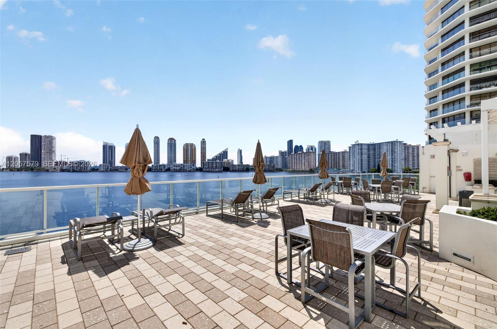 3000 Island Boulevard