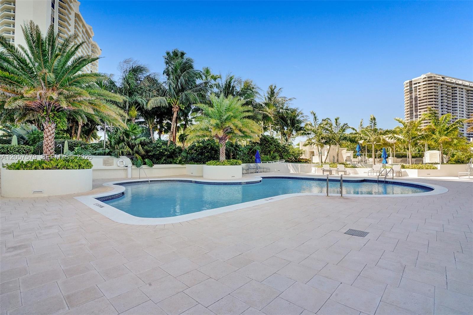 3000 Island Boulevard
