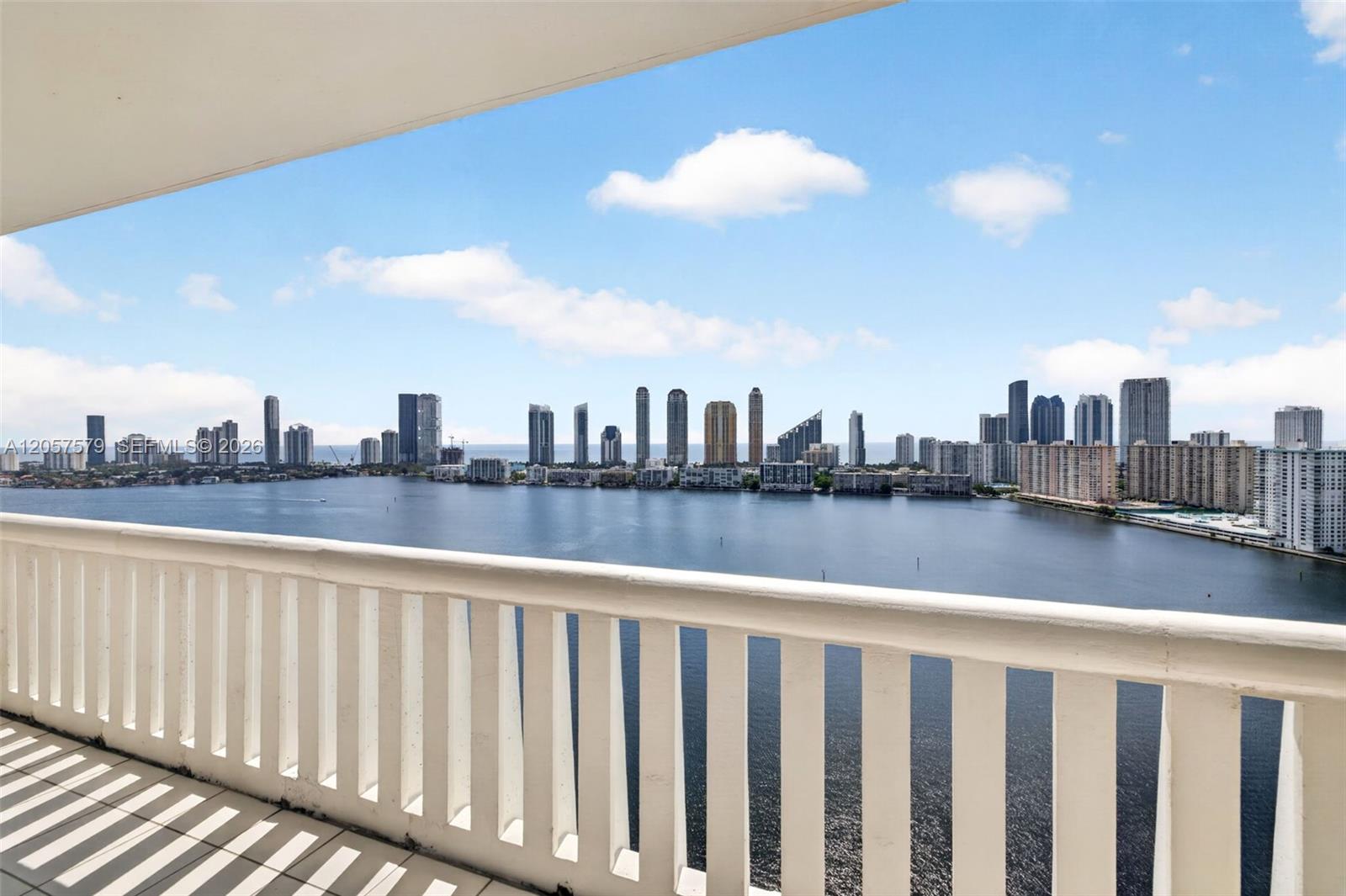 3000 Island Boulevard