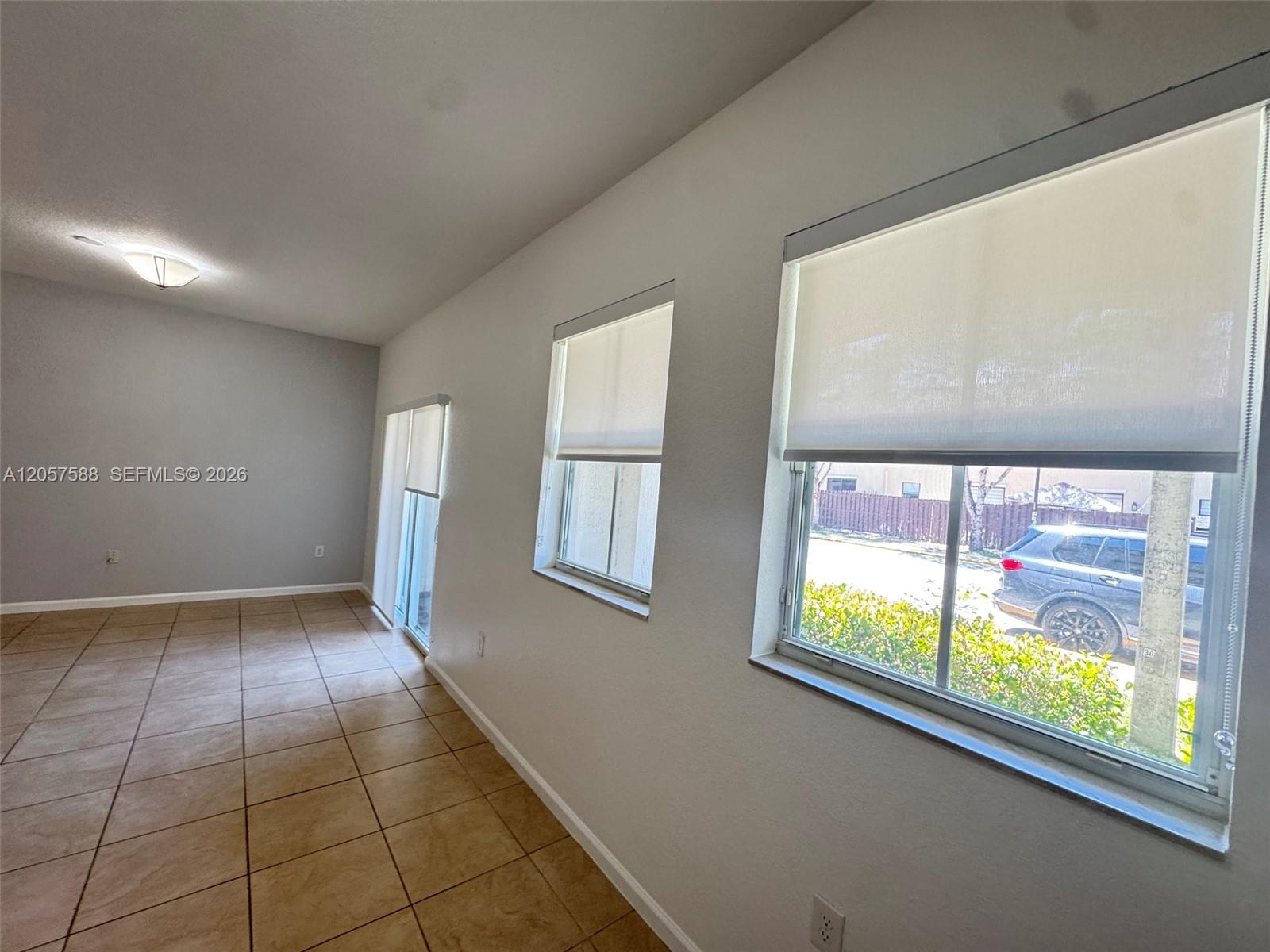 11601 NW 89 Street