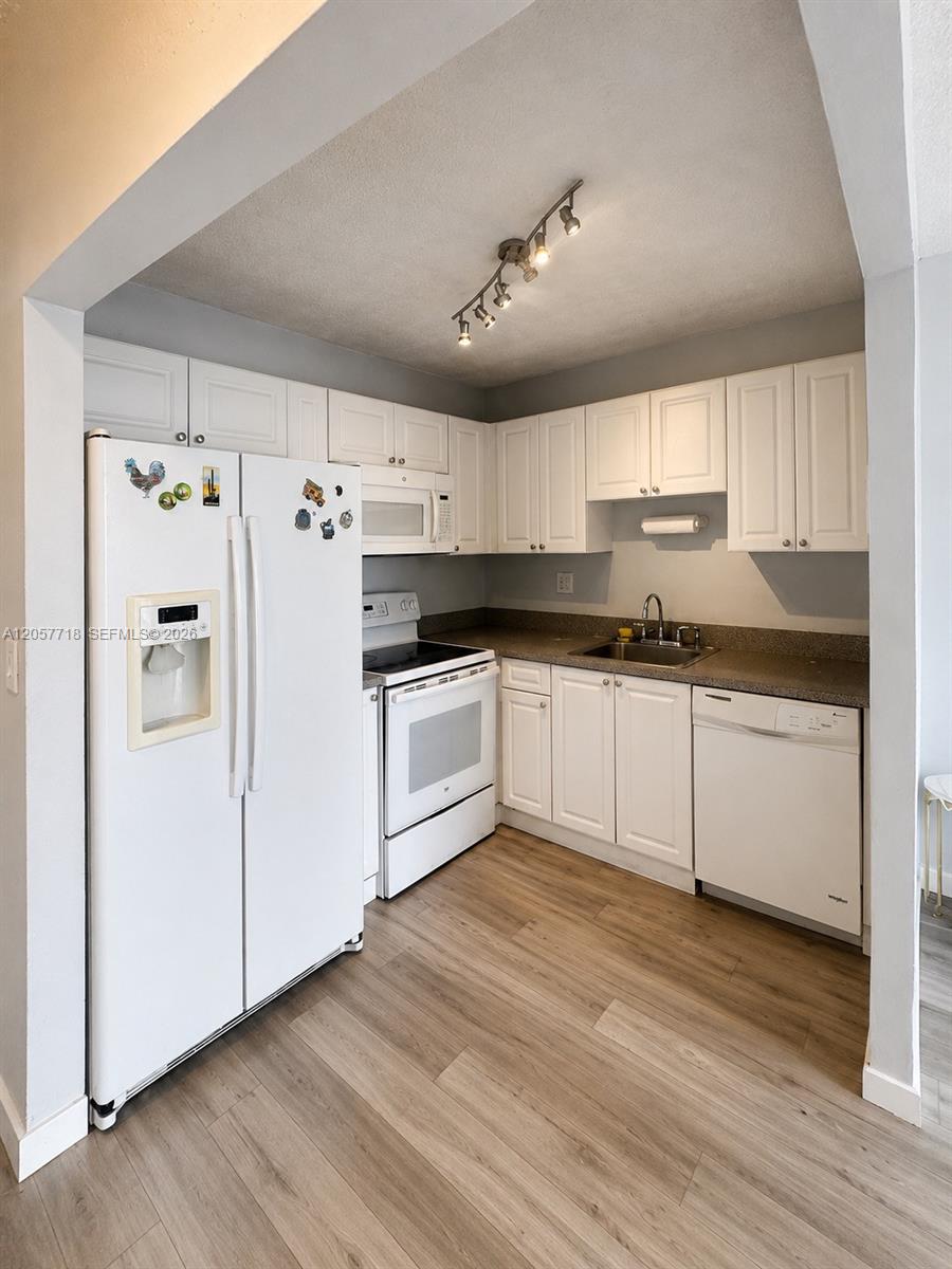 1465 NE 123rd Street