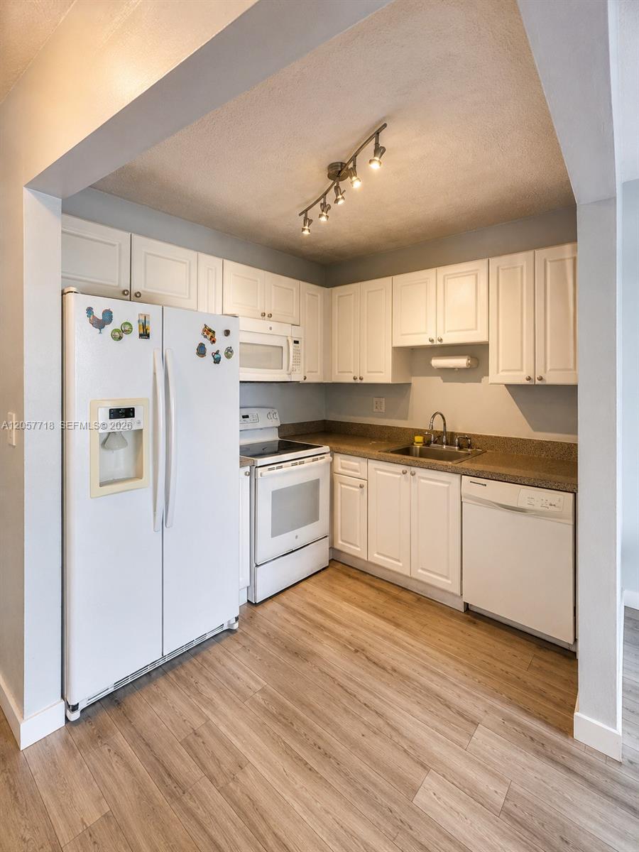 1465 NE 123rd Street