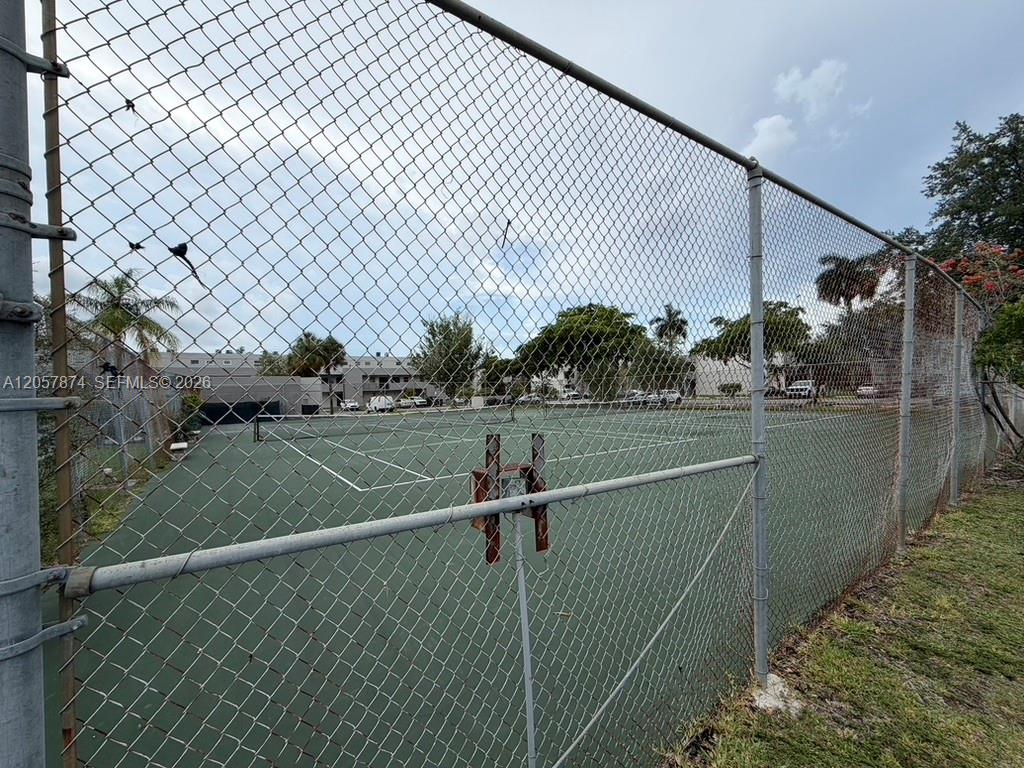 30 NW 87th Avenue