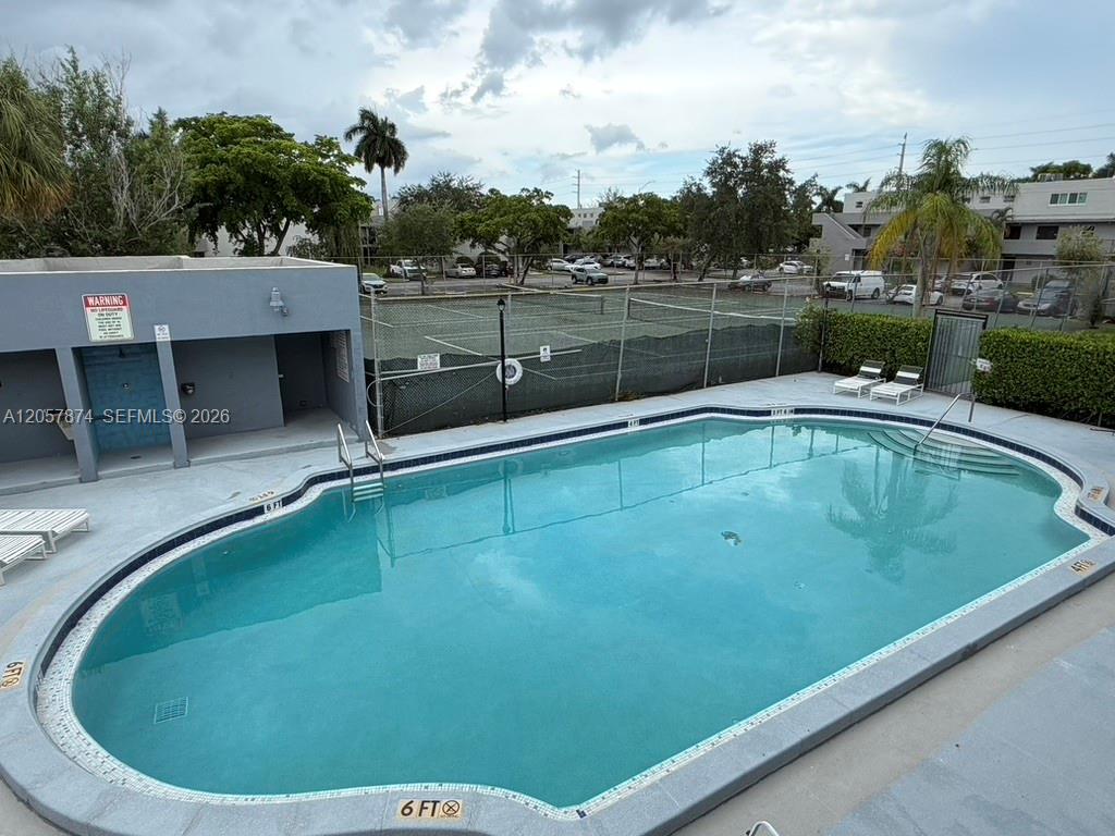 30 NW 87th Avenue