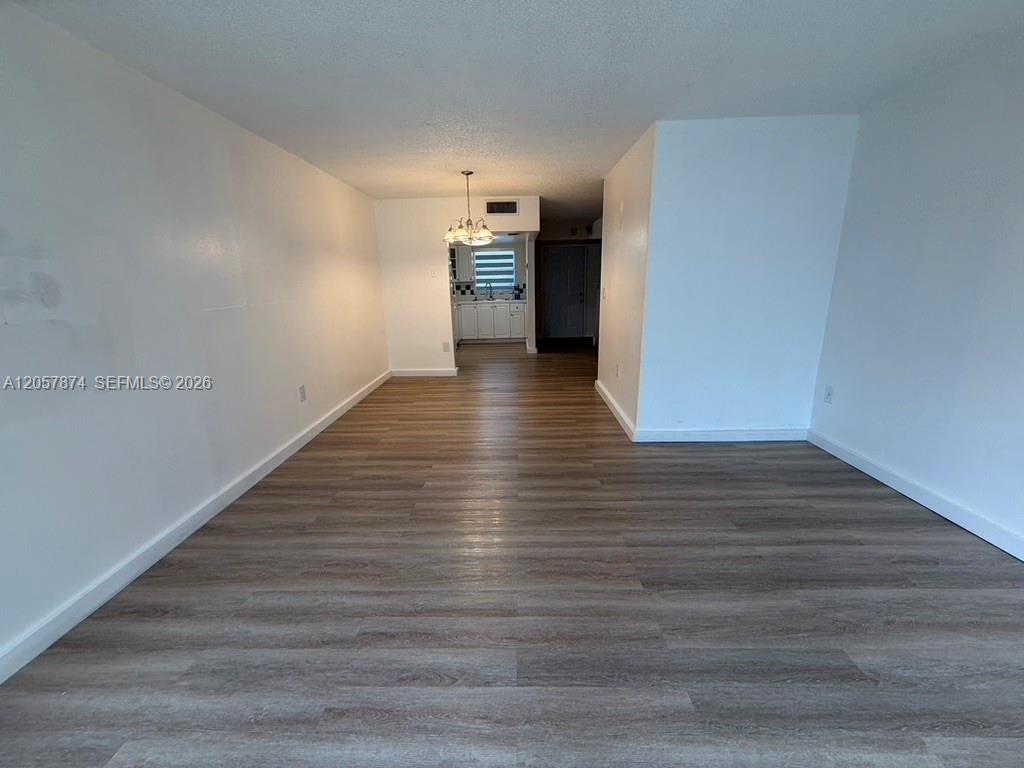 30 NW 87th Avenue