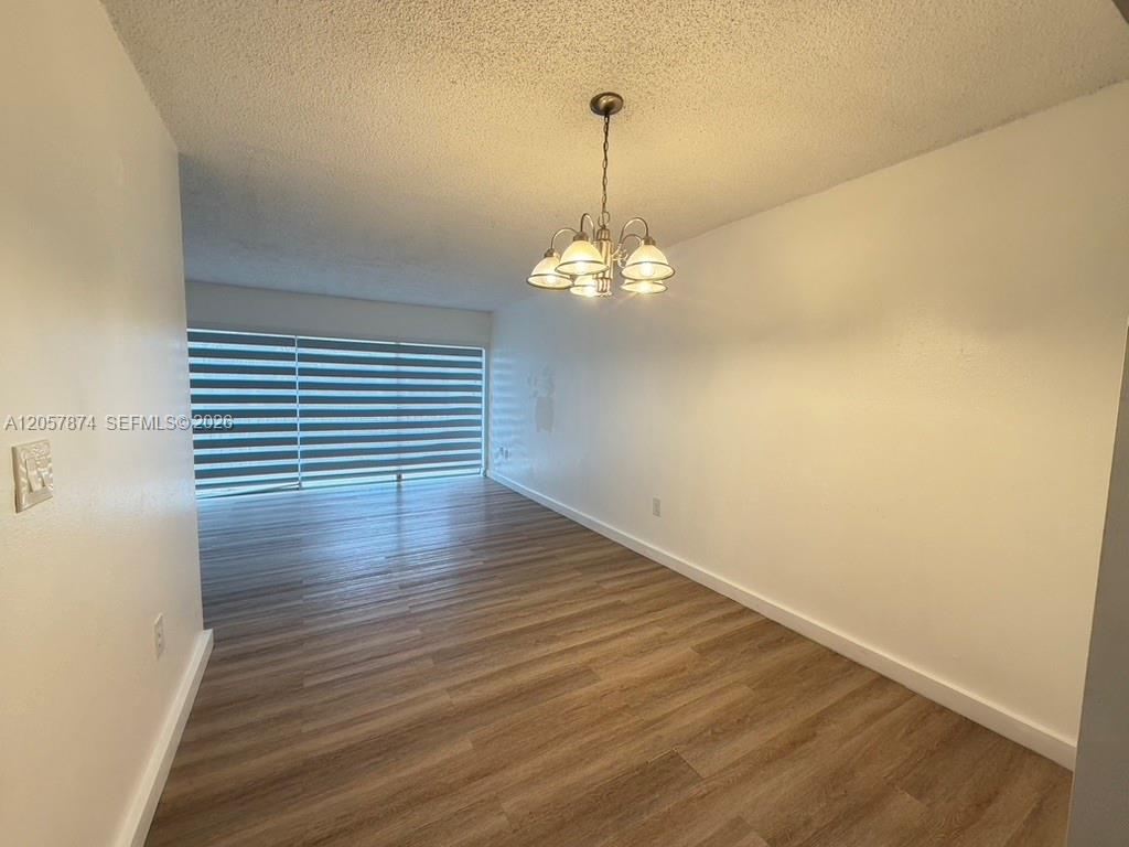 30 NW 87th Avenue
