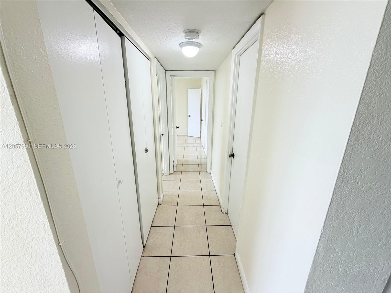496 NW 165th St Road