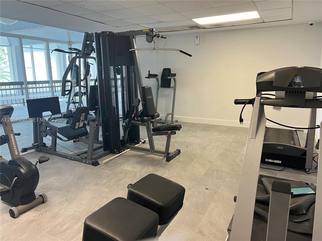 496 NW 165th St Road