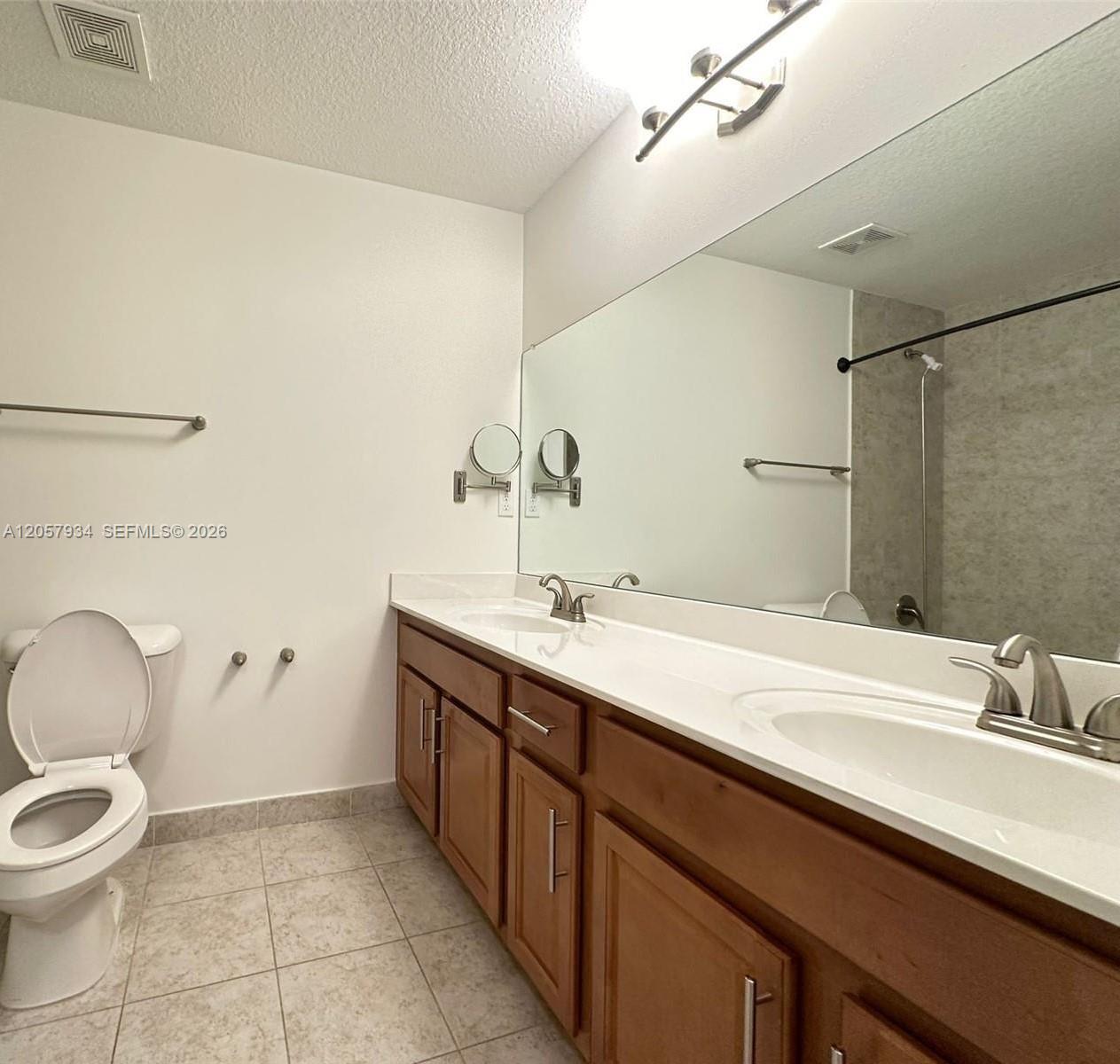 317 NE 194th Lane