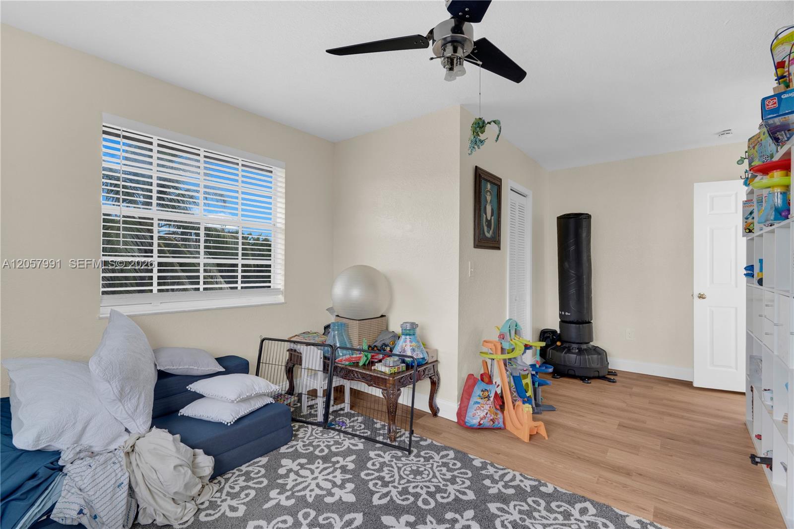 2204 SW 11th Terrace