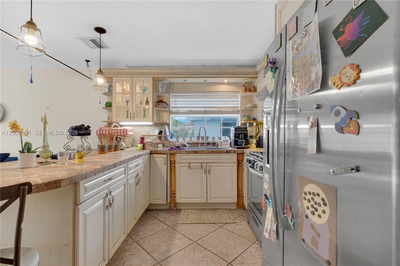 2204 SW 11th Terrace
