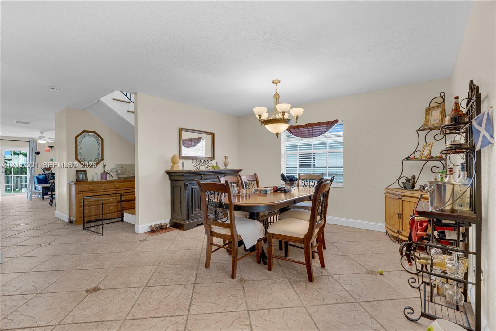 2204 SW 11th Terrace