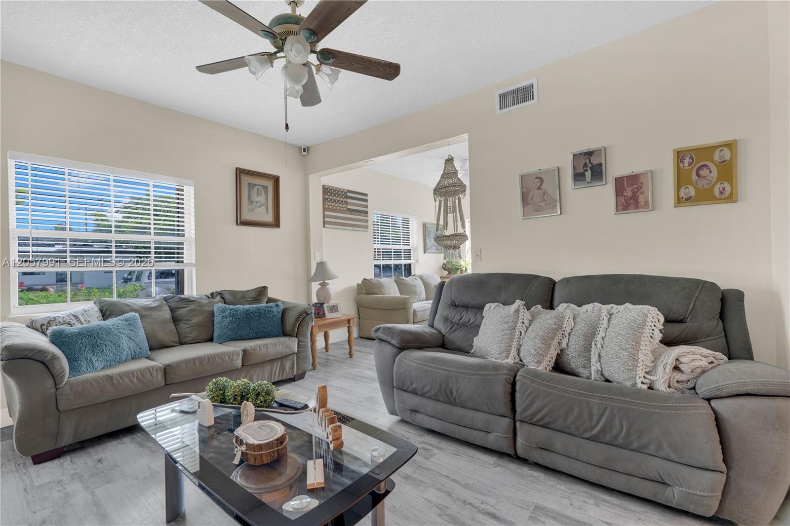 2204 SW 11th Terrace