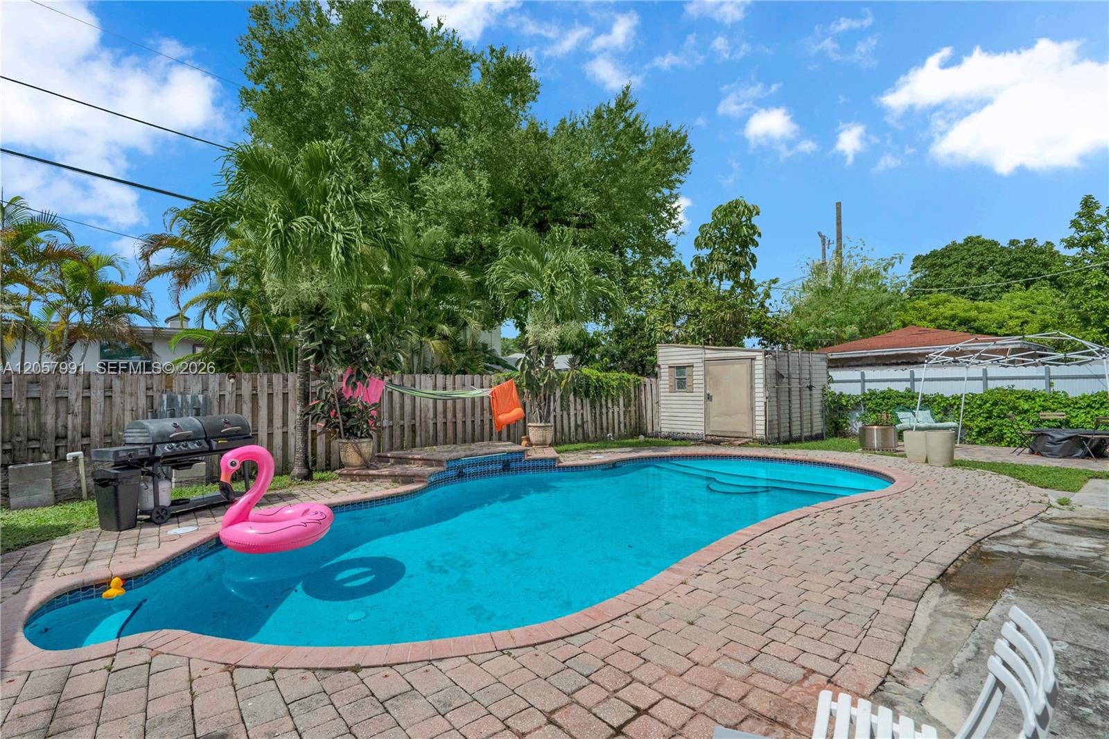 2204 SW 11th Terrace