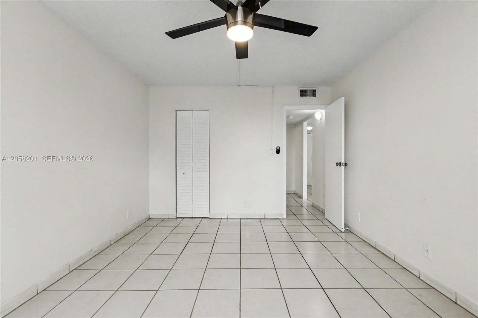 1825 W 44th Place